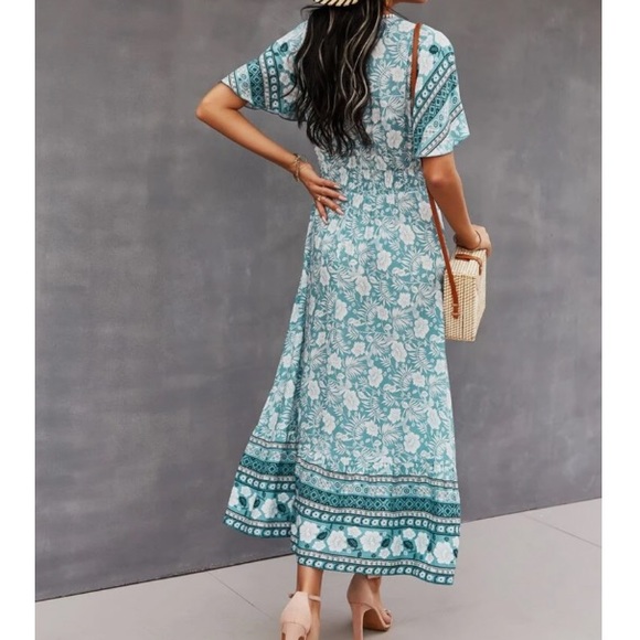 Boho gypsy butterfly sleeve tassel dress - Picture 3 of 7